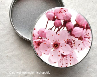 Mini can cherry blossoms, hanami blossoms