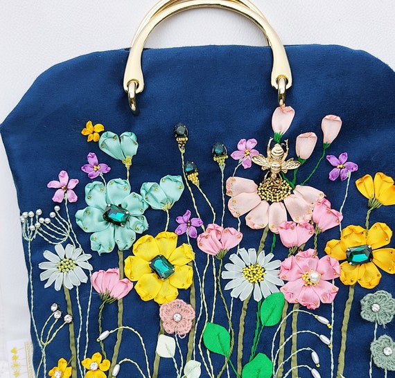 Floral Embroidery Crossbody Bag – Olives