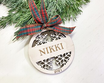 Customizable 2023 Name Snowflake Christmas Ornament for Kids - Engraved Laser Cut Design with Plaid Ribbon