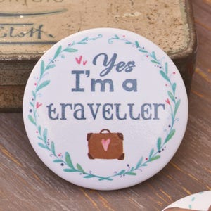 Suitcase Pin, school badge illustration, I&#39;m a traveller