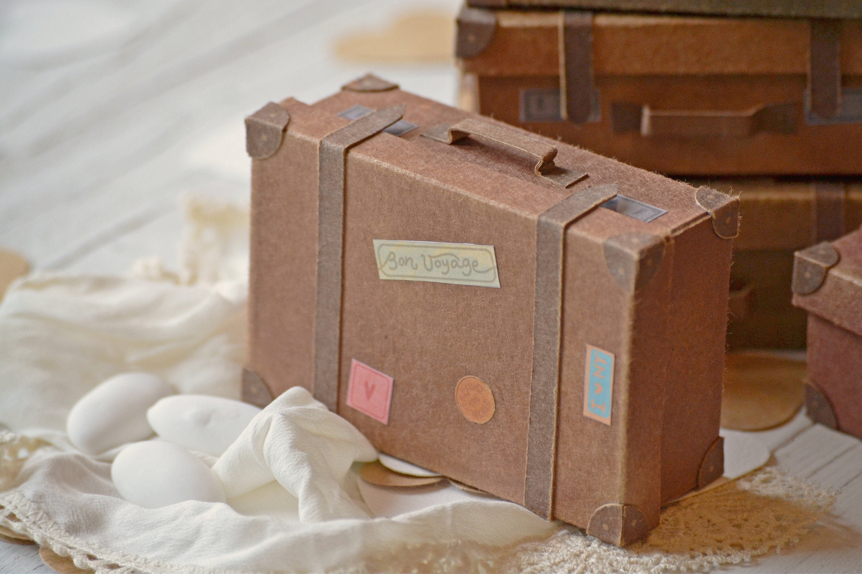 Maleta de cartón en miniatura, recuerdo de boda y regalo para viajeros, 1  pieza -  España