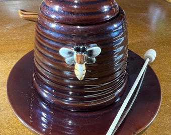 Vintage Ceramic Honey Container with Lid and Plate and Spoon and Stir Stick and Scooper