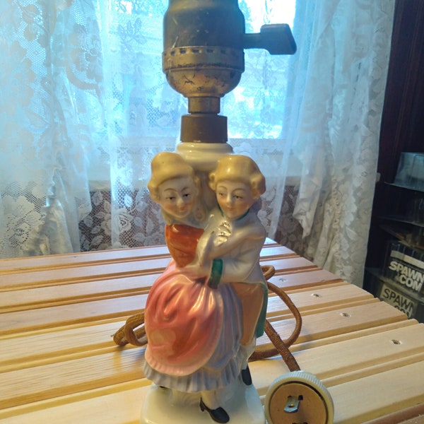 Leviton Porcelain Vintage Lamp Colonial Couple Dancing