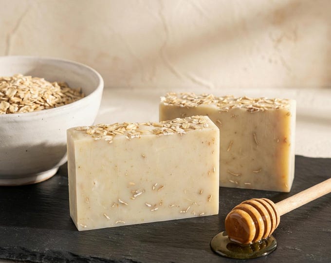 Oatmeal Soap - The HONEY OAT Bar - A Creamy Soap Bar with Oatmeal, Organic Goat's Milk, Bee Pollen Powder & Pure Raw Honey, Fragrance Free