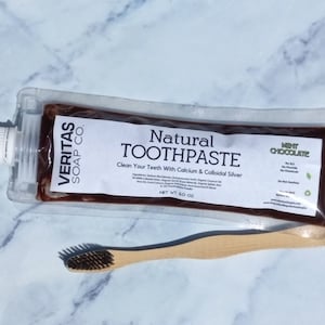 MINT CHOCOLATE Zahnpasta - Saubere Zähne mit Bio-Kakao & Pfefferminz | Vegan | Kein Fluorid | Braune Zahnpasta | Schokolade | Kinder