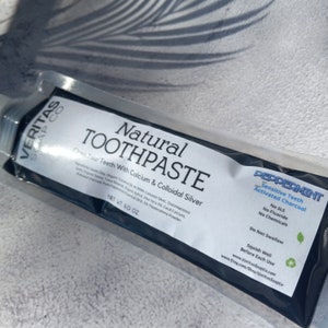 CHARCOAL TOOTHPASTE for Sensitive Teeth - Clean Your Teeth with Colloidal Silver in PEPPERMINT / Vegan / No Fluoride / No Baking Soda