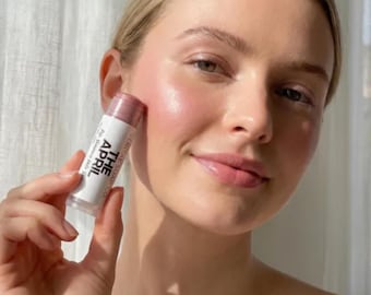 Pink Rose Shimmer - THE APRIL Multi Stick - Maquillaje en crema - Labial vegano, brillo de ojos, rubor