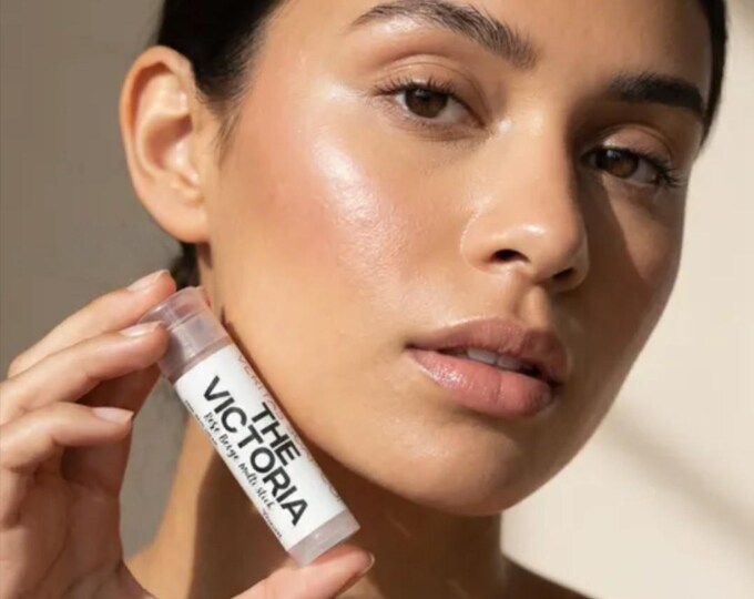 Sheer Nude Beige - THE VICTORIA Multi Stick - Cream Makeup - Vegan Lipstick, Eye Gloss, Cream Blush, Natural Color