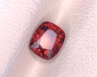 Red Spinel Top Reddish Spinel 0.80 Cts  Size 5.500 x 4.700 x 3.350 mm Ring stone Pendant loose Gemstone