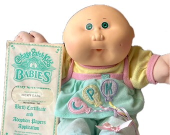 Vintage 1986 80's Cabbage Patch Kids BABIES bean butt baby doll with green eyes bald