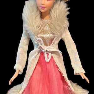 Vintage 2005 Mattel My Scene Barbie Lindsay Lohan doll replacement coat jacket