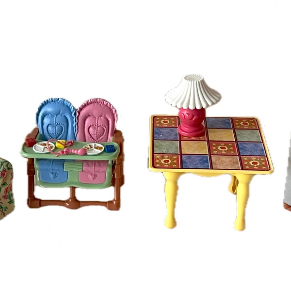 Mattel Fisher Price Loving Family dollhouse playset lamp table fridge chair furniture