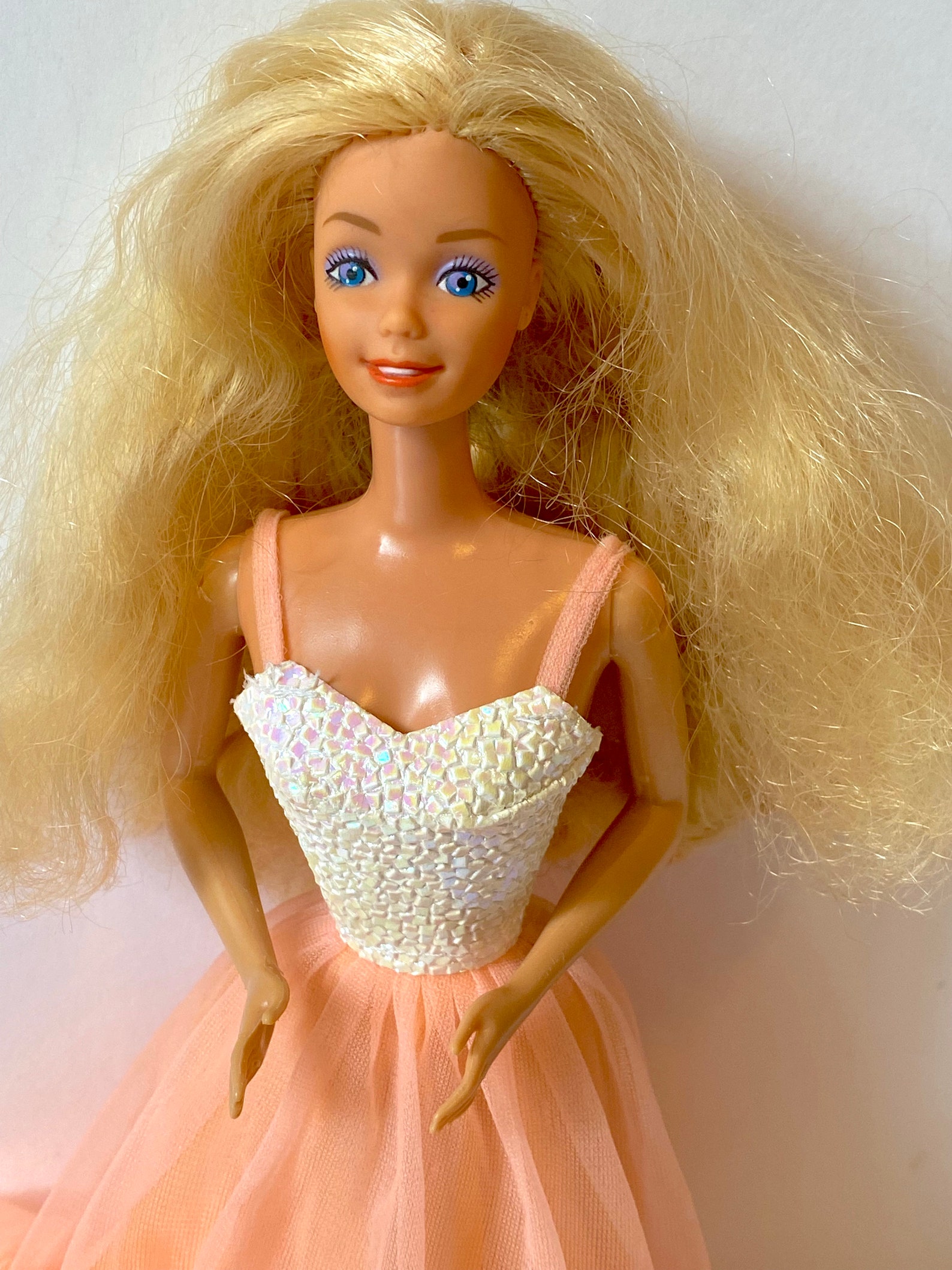 peach barbie 80s