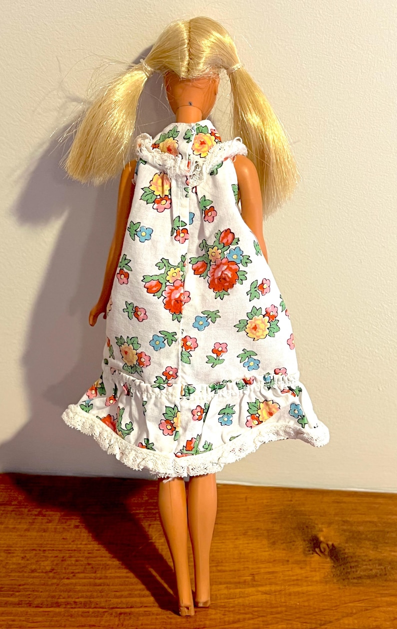 Vintage 1972 70's Sunset Malibu PJ Barbie Doll Steffie Face