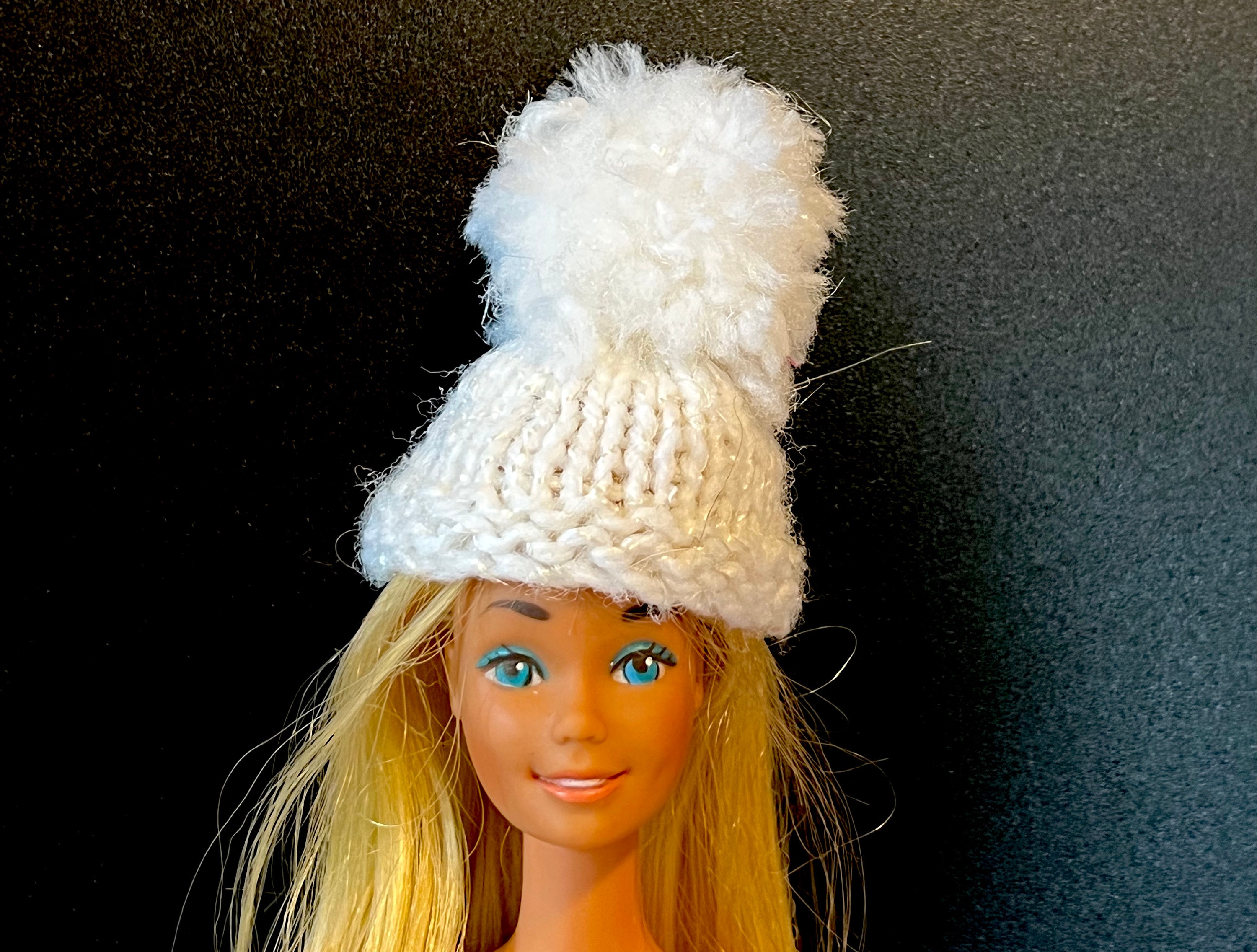 Barbie with online hat