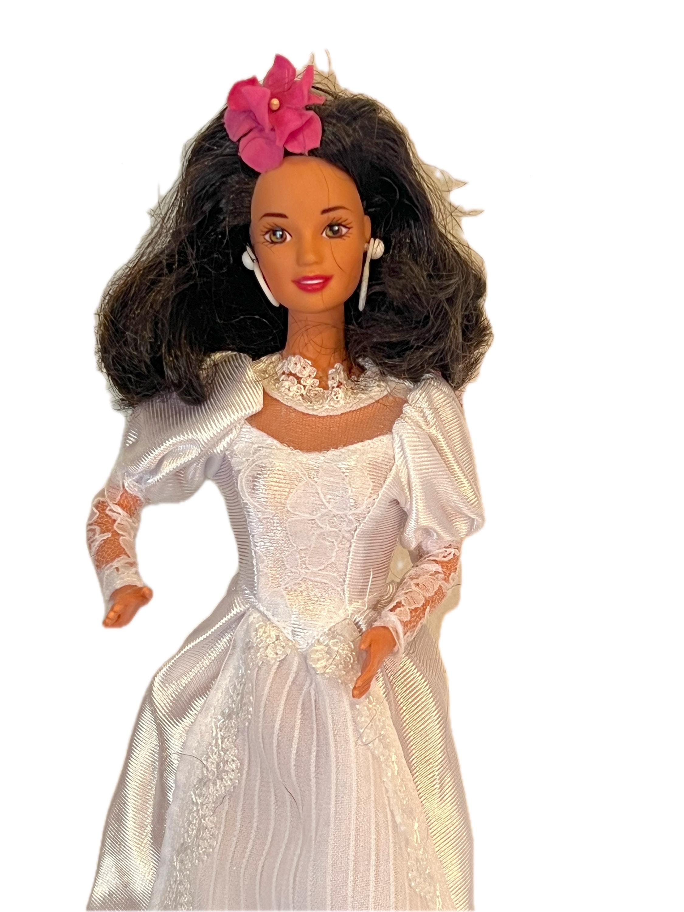 Vintage 1996 Puerto Rican Barbie Doll 16754 Collector's Edition
