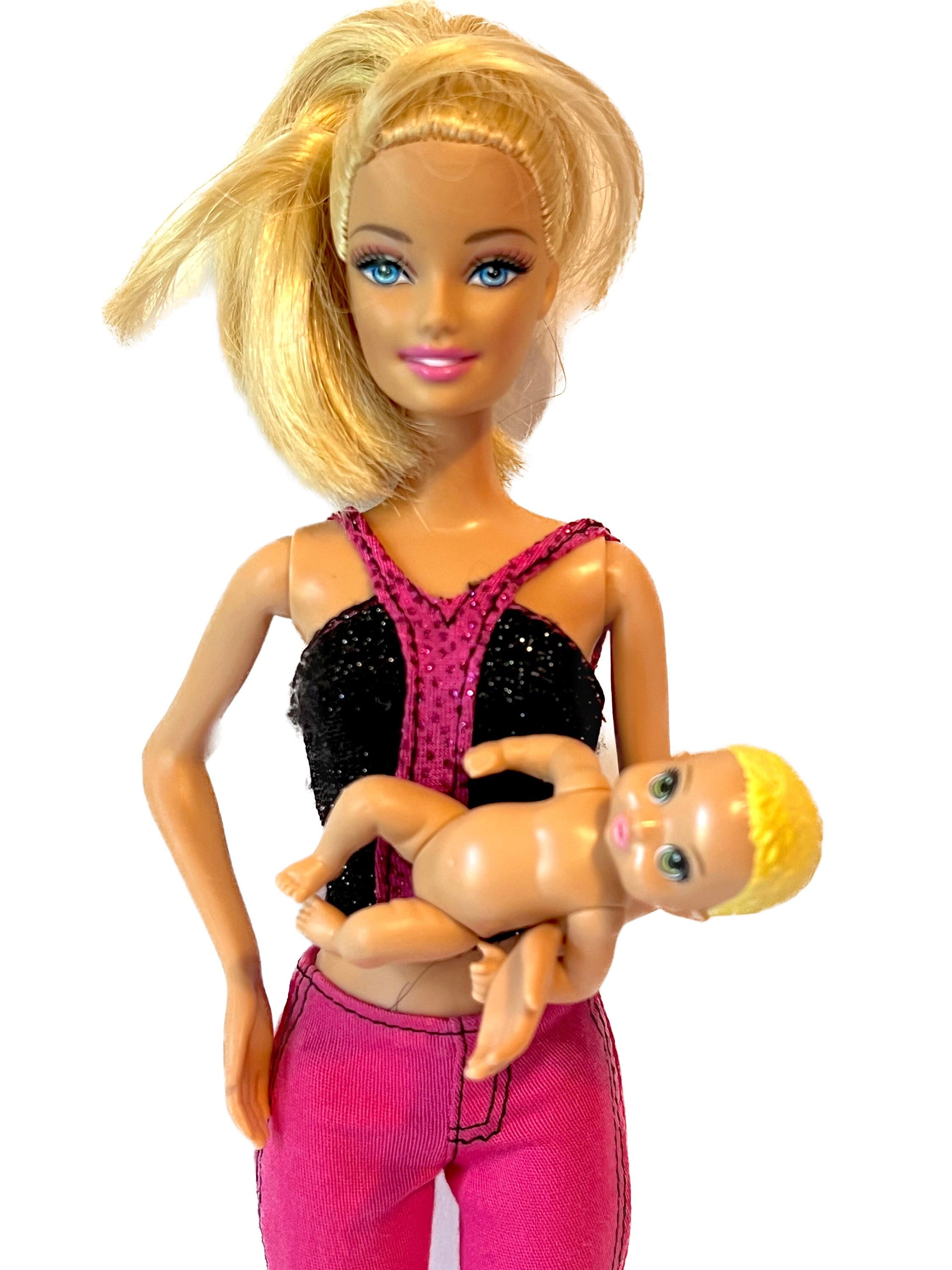 Ken et Barbie vétérinaire - nombreux accessoires, animaux