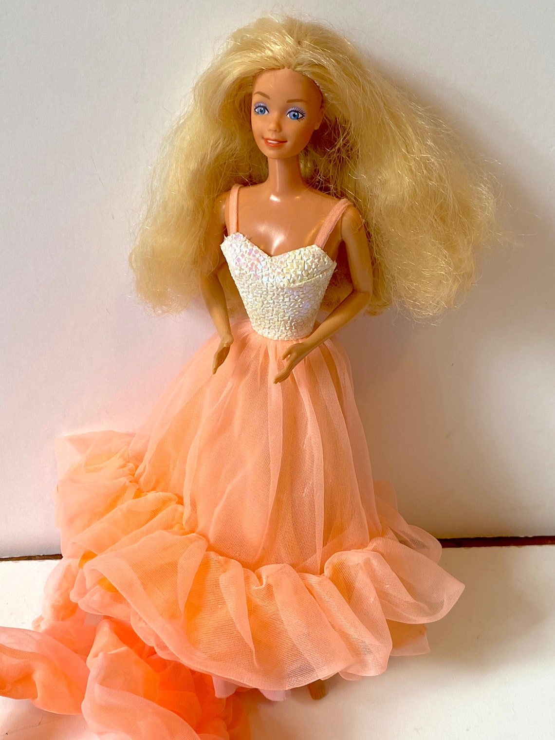 peach barbie 80s