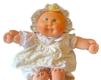 Vintage 1985 80's Cabbage Patch Kids Preemie doll with green eyes ORIG outfit