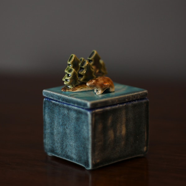 Ceramic Box with Great Bear Rainforest - Handmade ceramic Box with House - Ceramic Jewellery Box