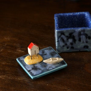 Ceramic Box with Island Life - Handmade ceramic Box with House - Ceramic Jewellery Box