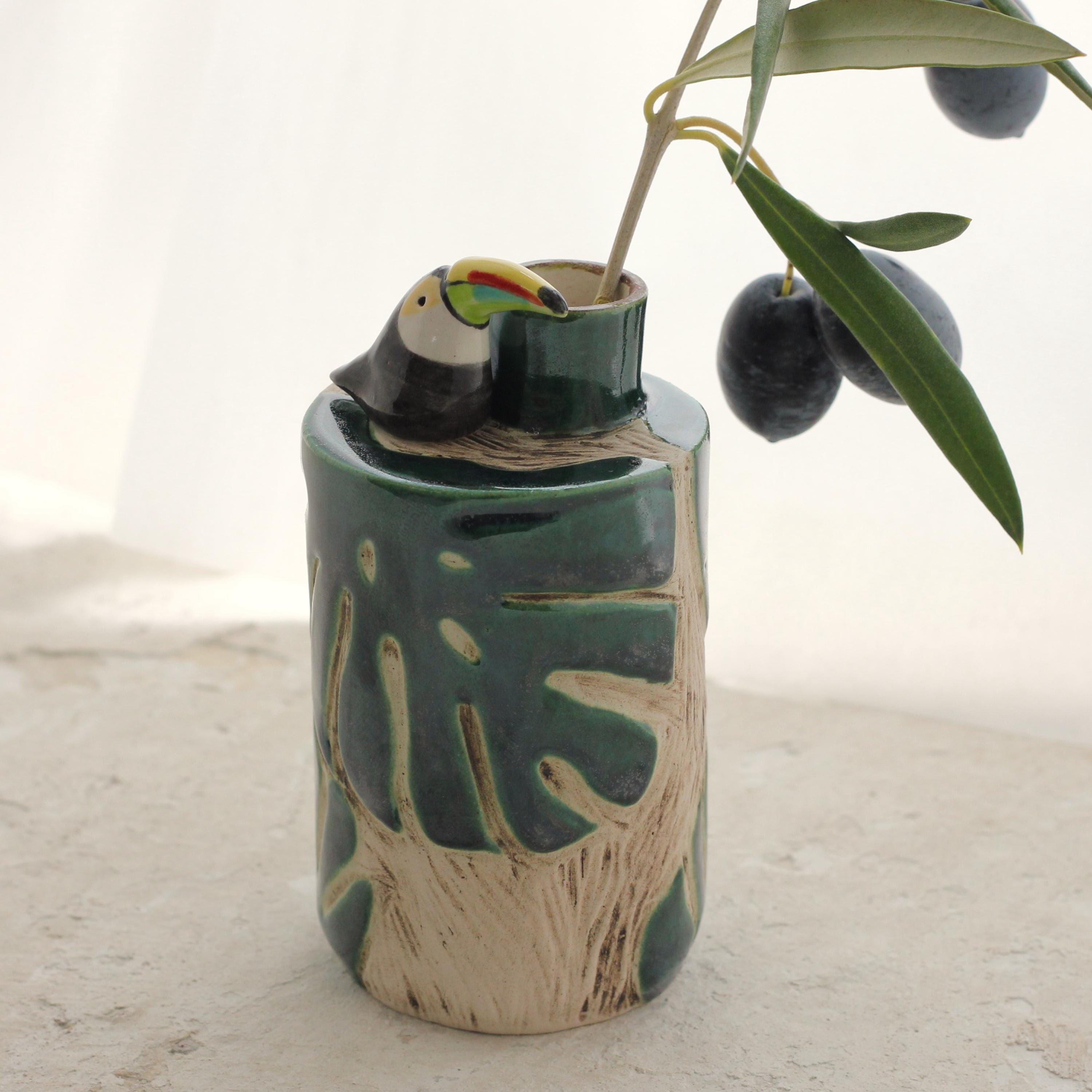 手作り陶器のオオハシ花瓶：トロピカルフラワーポット、植物愛好家への