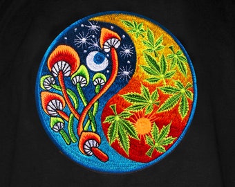 Psychedelic Ying Yang T-Shirt Cannabis weed magic mushroom Mandala yantra goa tshirt psy trance THC sun psilocybin moon shirt