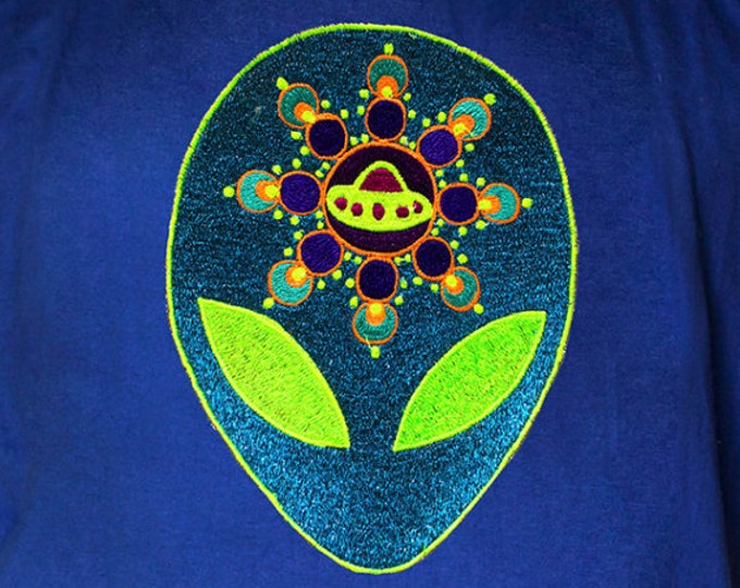 UFO T-Shirt blacklight handmade embroidery no print goa t-shirt ET spaceship alien crop circle mandala