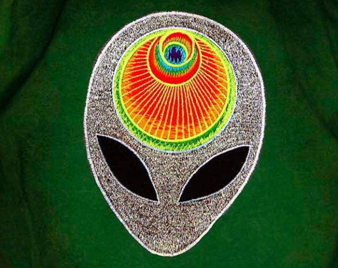 The Alien Angel crop circle T-Shirt rainbow mandala blacklight handmade embroidery no print goa t-shirt