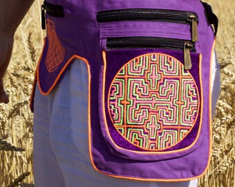Beltbag Ayahuasca Shipibo Conibo - 7 pockets,strong ziplocks,size adjustable - hook & loop and clip - blacklight active lines flower of life