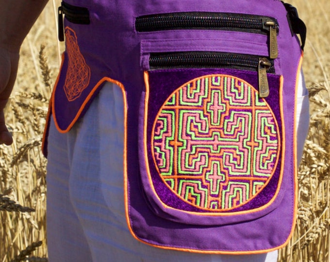 Beltbag Ayahuasca Shipibo Conibo - 7 pockets,strong ziplocks,size adjustable - hook & loop and clip - blacklight active lines flower of life