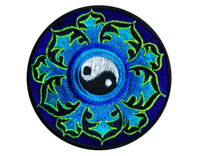 Ying Yang Small Patch taoism balance peace symbol with mandala