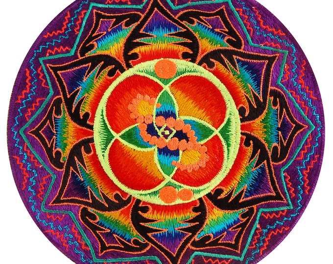 DNA healing crop circle patch flower of life blacklight rainbow mandala shipibo conibo Ayahuasca pattern