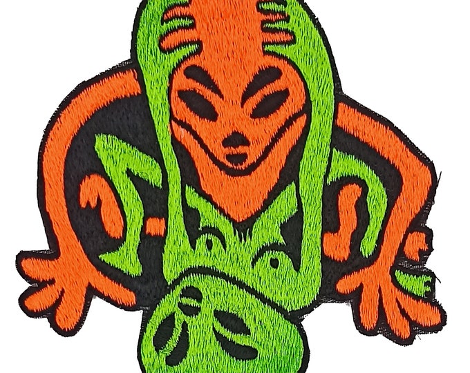 Alien Love Patch blacklight glowing embroidery - 3.5 inches - UV shining psychedelic Psytrance Extraterrestrial Sex is Fun Goa Trance Party