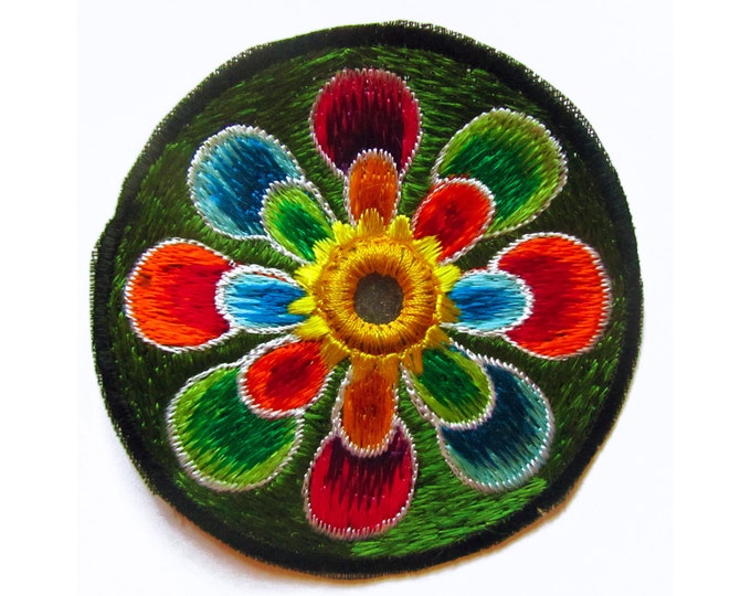 green flower small patch with mirror 8cm beautiful flower power hippie art