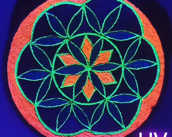 Seed of Life medium patch small size blacklight active crop circle sacred geometry healing mandala blacklight glowing yantra