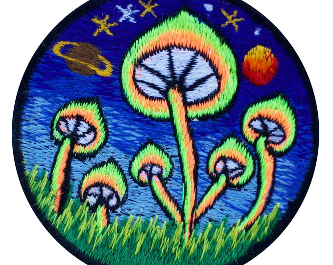 Magic Mushroom patch 3.5 inch size psilocybin planet shroom blacklight glowing sew on embroidery psychedelic goapatch Maria Sabina art