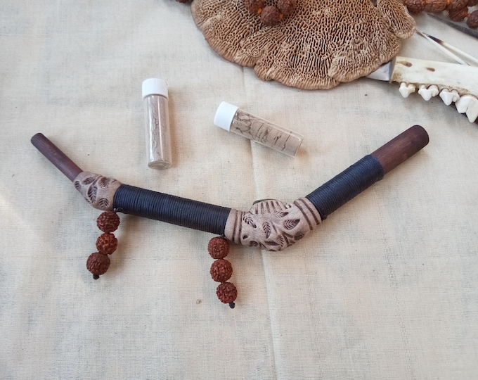 Tepi Rapè applicator - Traditionally used in Ayahuasca or Kambo ceremonies - handmade bamboo pipe with agate crystal gem and shiva rudrakshs