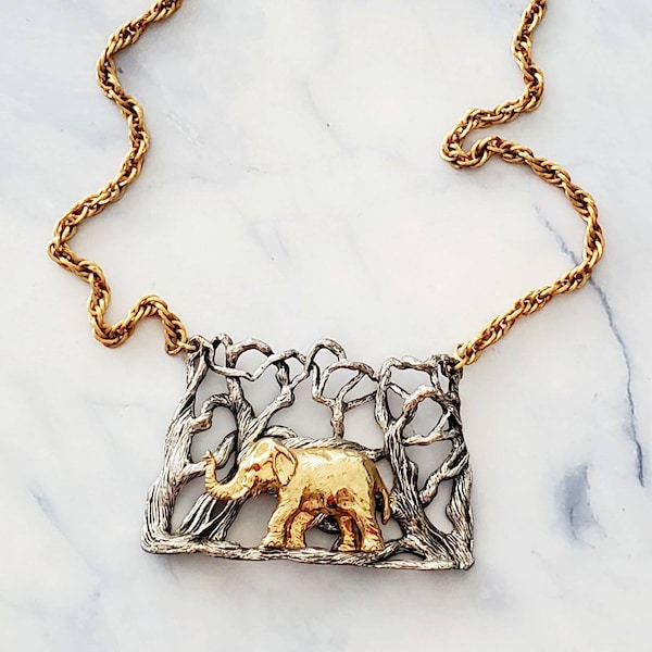 Vintage NAPIER Eugene Bertolli ELEPHANT Endangered Species Pendant Chain Necklace *STUNNING*