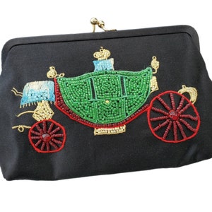 Vintage Black Satin Beaded Coin Purse con caprichosa diligencia de carruaje de princesa * EXQUISITE *