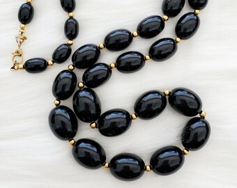 【VINTAGE HOLLYWOOD】Black Stone Beads Necklace_VH2478NE072M Vintage Monet Signed Faux Onyx Black Pearl Beaded Necklace