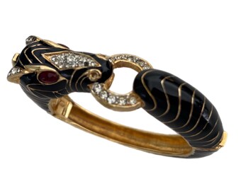 Vintage HORSE HEAD Gold Tone Clamper Bracelet Adorned With