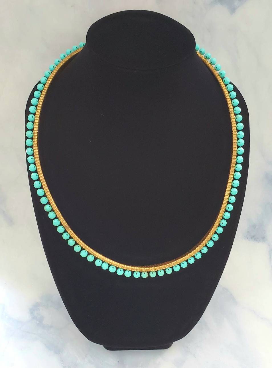 Vintage Faux TURQUOISE Faceted Beaded Gold Tone OMEGA Chain  display picture 3