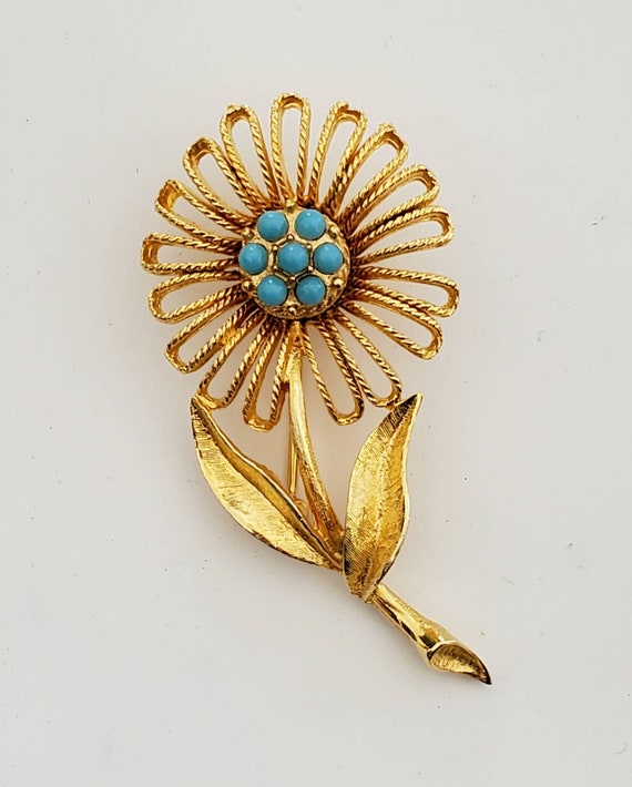 Vintage BEAU JEWELS Flower Brooch Gold Tone with … - image 3