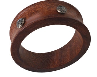 Vintage HORSE HEAD Gold Tone Clamper Bracelet Adorned With