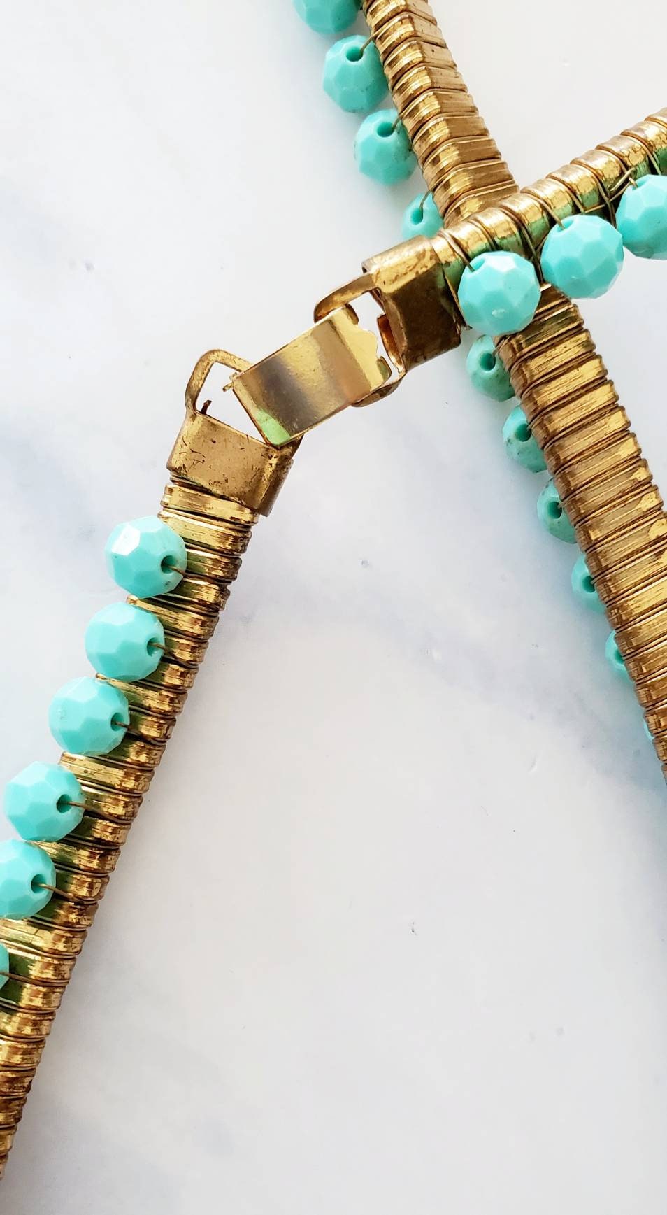 Vintage Faux TURQUOISE Faceted Beaded Gold Tone OMEGA Chain  display picture 2