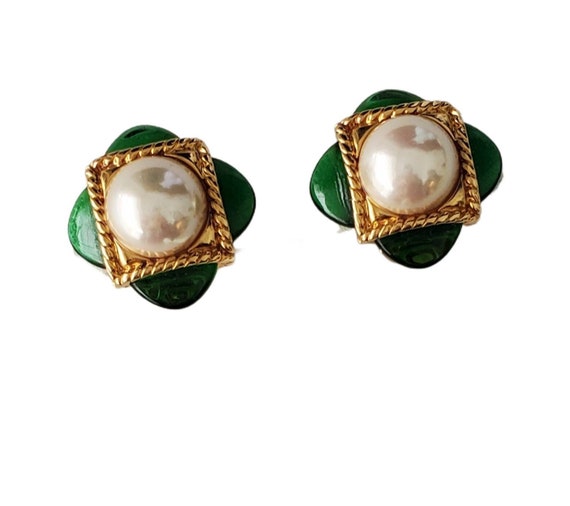 Lucite clip on earrings deals