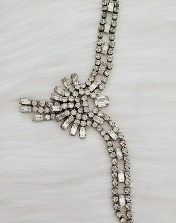 Vintage Art Deco MASSIVE Clear Rhinestone Medalli… - image 10