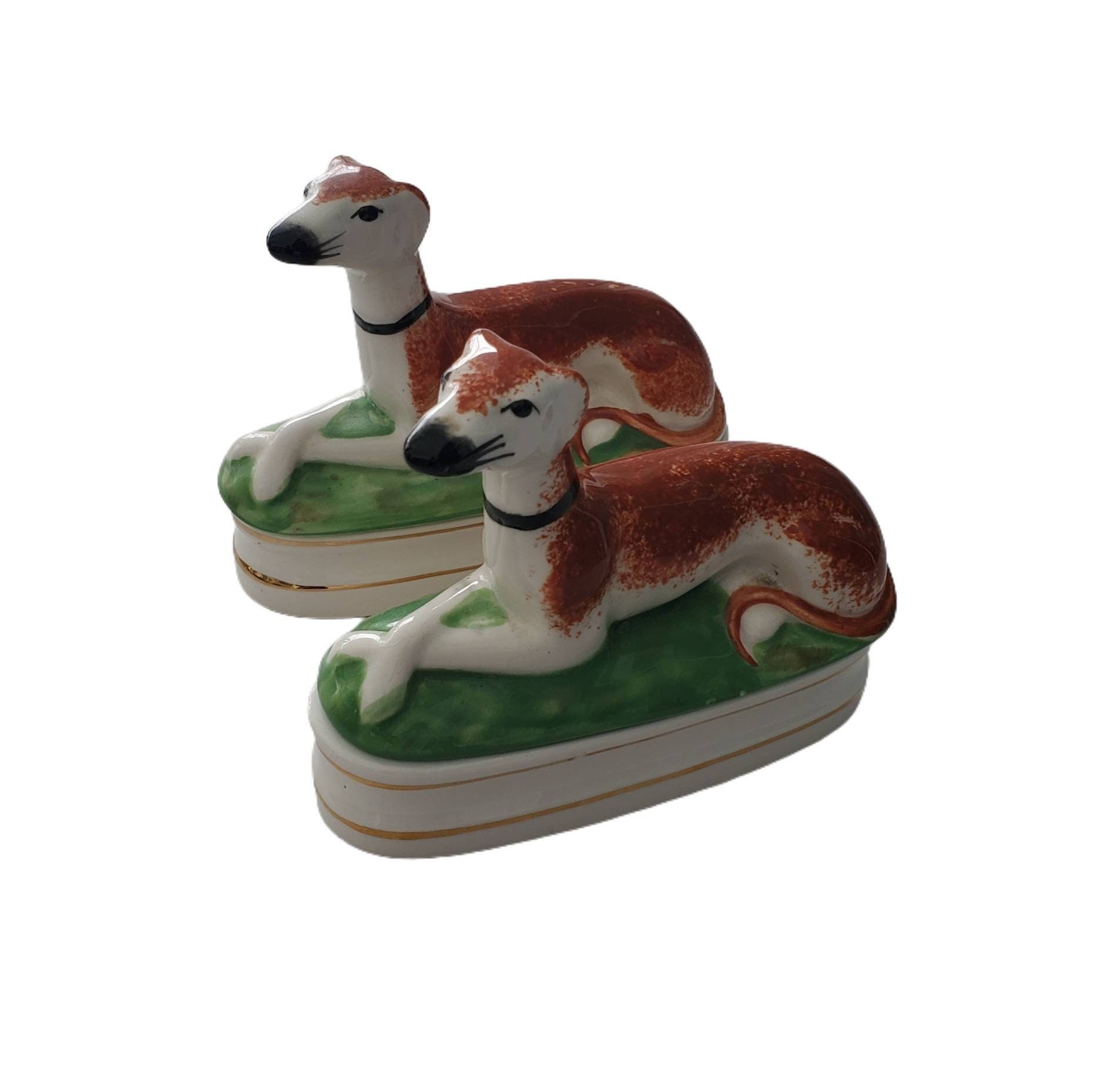 ウィペット　置物　Christina Cummings  イギリス製 Whippet Trinket Box - Etsy