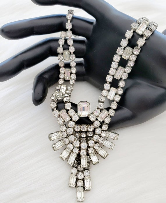 Vintage Art Deco MASSIVE Clear Rhinestone Medalli… - image 3